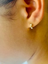 9ct Yellow Gold Hinged Earrings - Barrett Jewellery